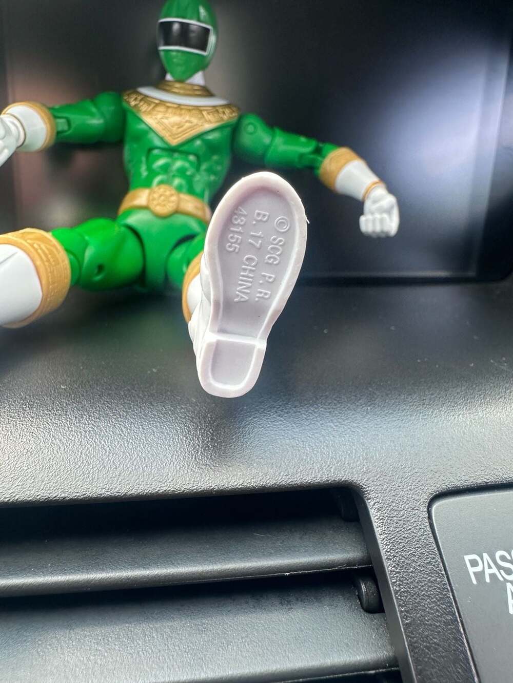 Hasbro Power Rangers Lightning Collection Zeo Green Ranger Action Figure - Picture 4 of 4